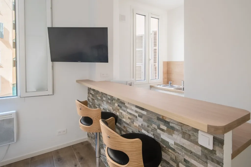 Cuisine - Studio Rénové au Cœur du Port à Nice
