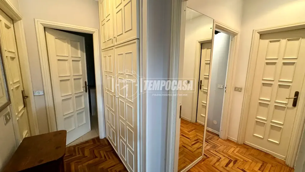 Appartement 5 pièces à IT