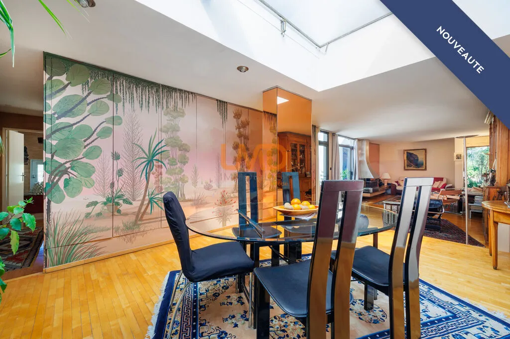 Salle à manger - Villa d'Architecte avec Toit Terrasse à Marseille