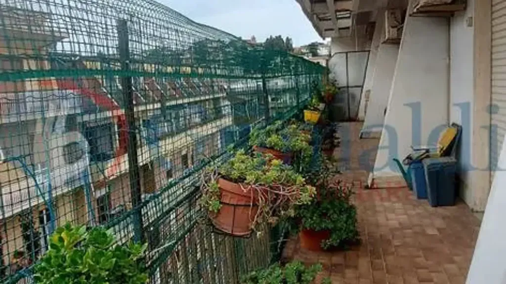Rõdu - Penthouse with Terrace in Avellino