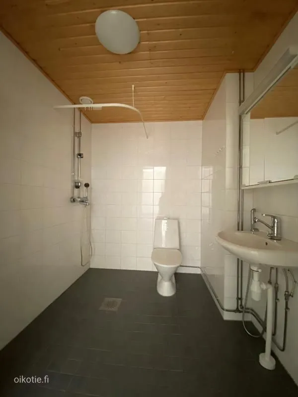 Salles de bain - Modern Flat with Balcony in Nurmijärvi