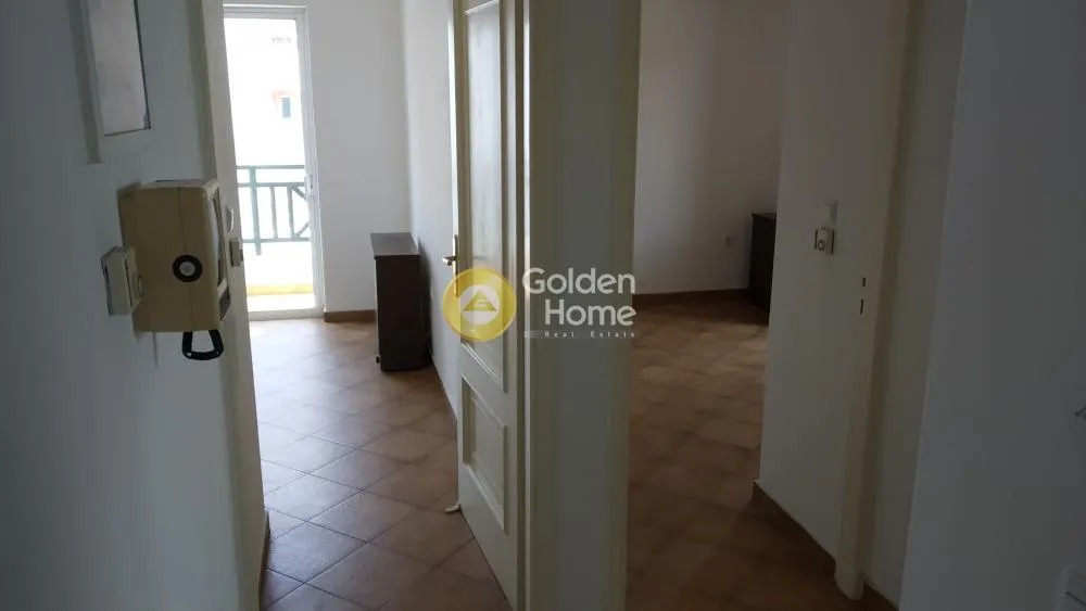 Entrée - Multi-Storey Building with Large Garden in Rafina - Neraias