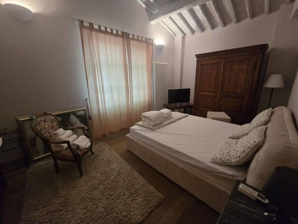 Chambres - Restored Casale with Pool in Terranuova Bracciolini