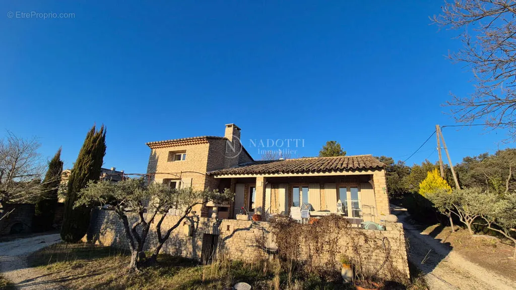 Extérieur - Maison en Pierre en Viager à Gordes