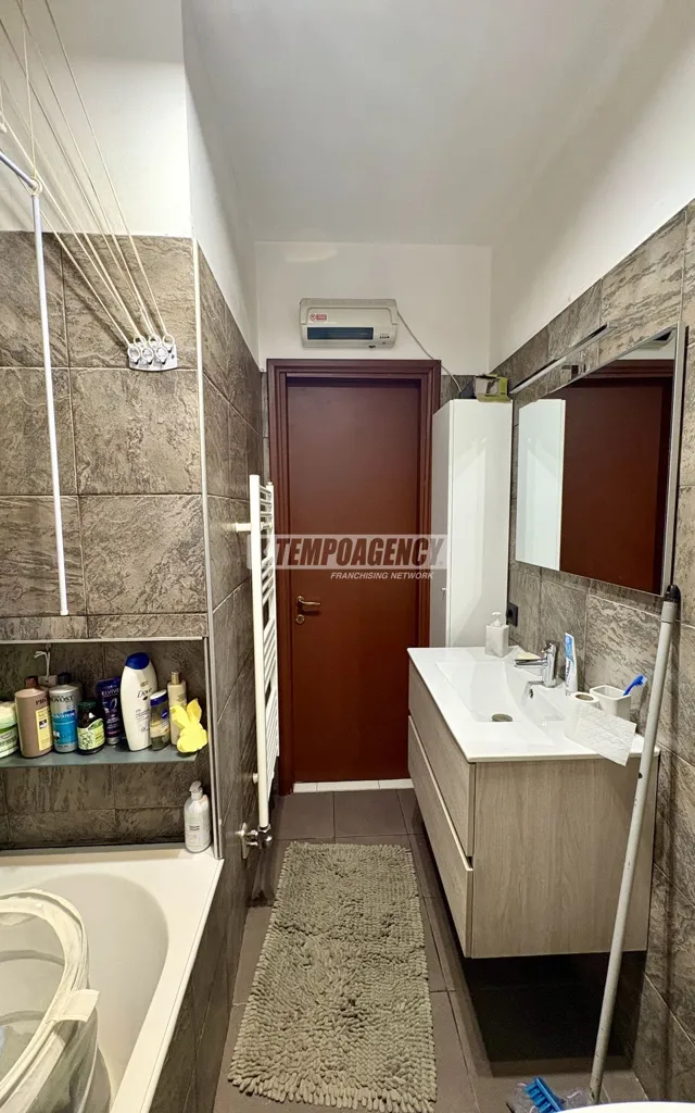 Vannitoad - Two-Level Apartment with Garden in Pieve Emanuele