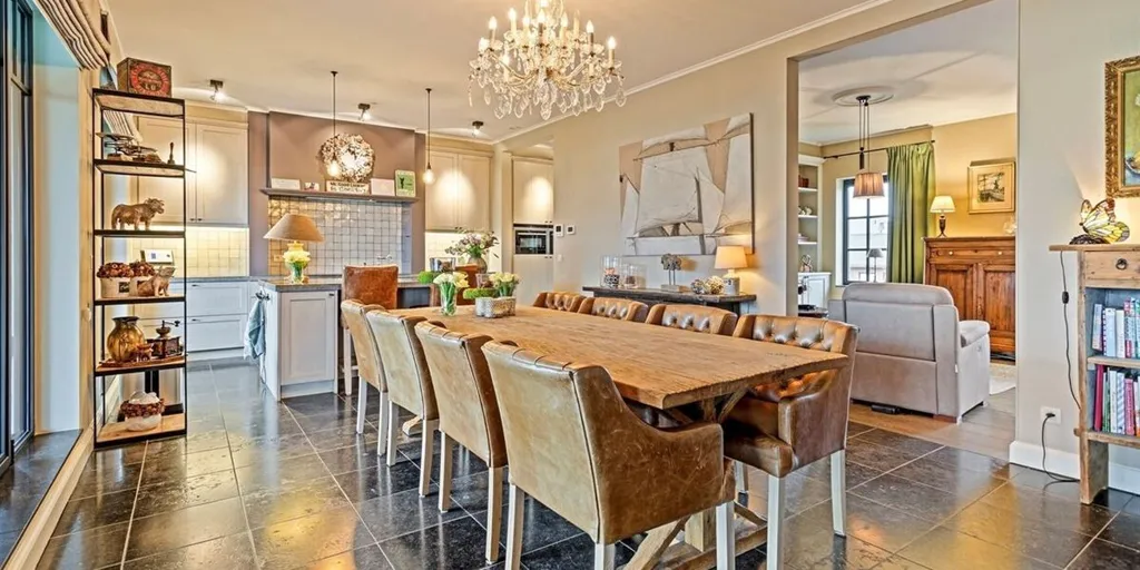 Salle à manger - Duplex avec Vue sur le Canal à Zandhoven