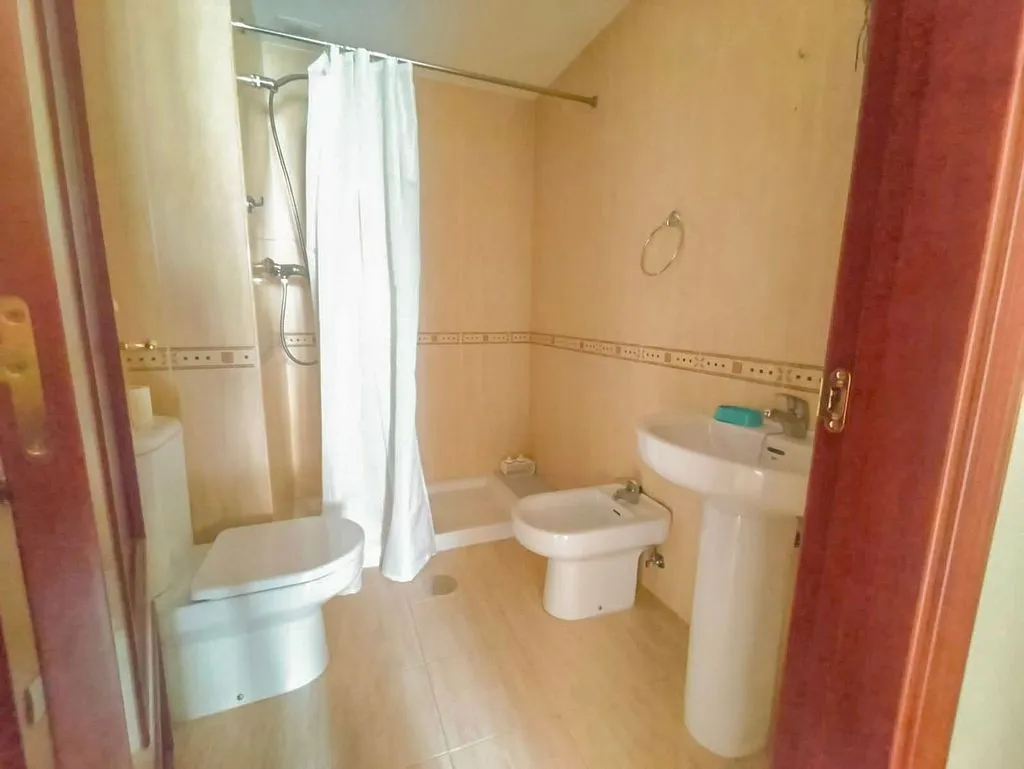 Bagni - Spacious Flat with Lift in Cabañaquinta
