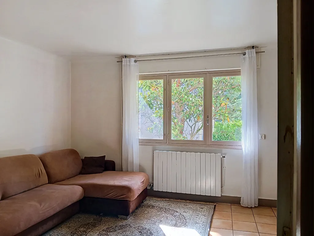 Elutuba - Duplex with Garage in Montpellier Centre