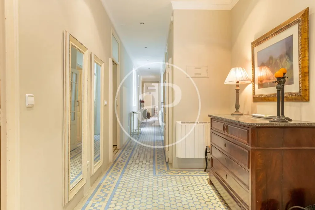 hallway_entrance