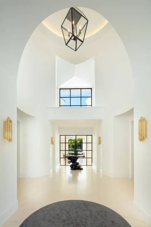 Esik - Luxury Villa with Golf Course View in Marbella