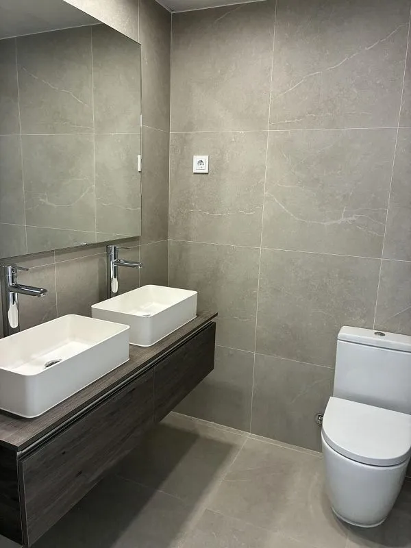 Salles de bain - Luxury Flat with Pool in Sanchinarro