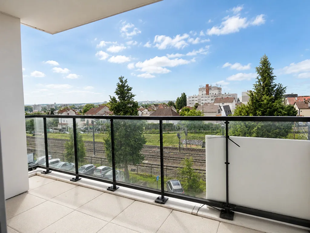 Balcon - Appartement 4 Pièces avec Balcon à Gagny