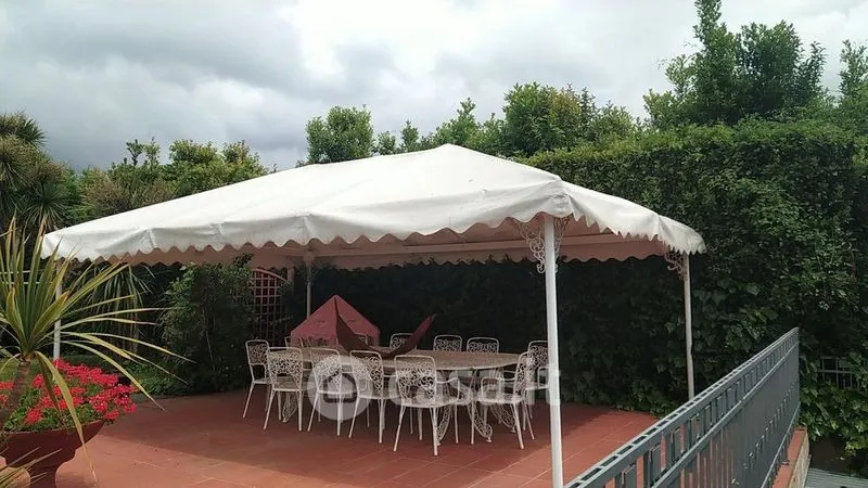 Terrass - Villa with Pool in Centre, Massa