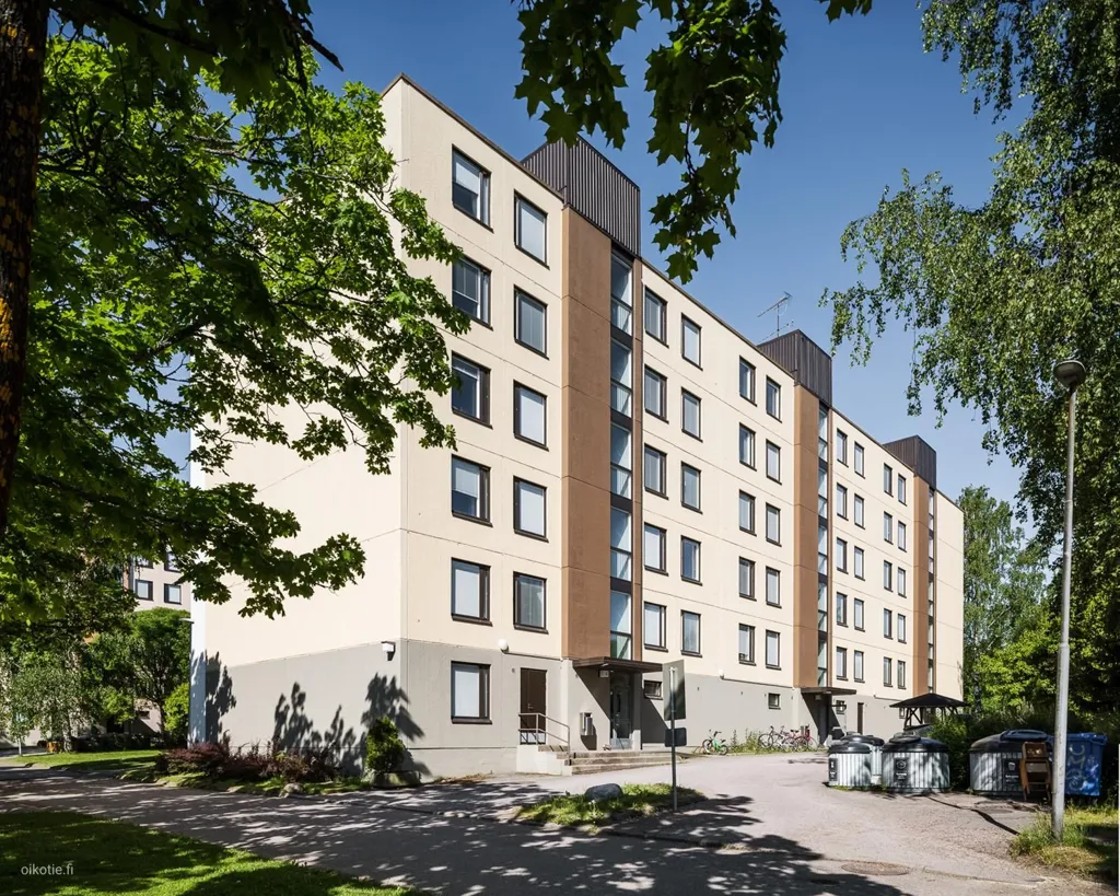 Välivaade - Spacious 2-Bed Flat with Balcony in Gammelbacka