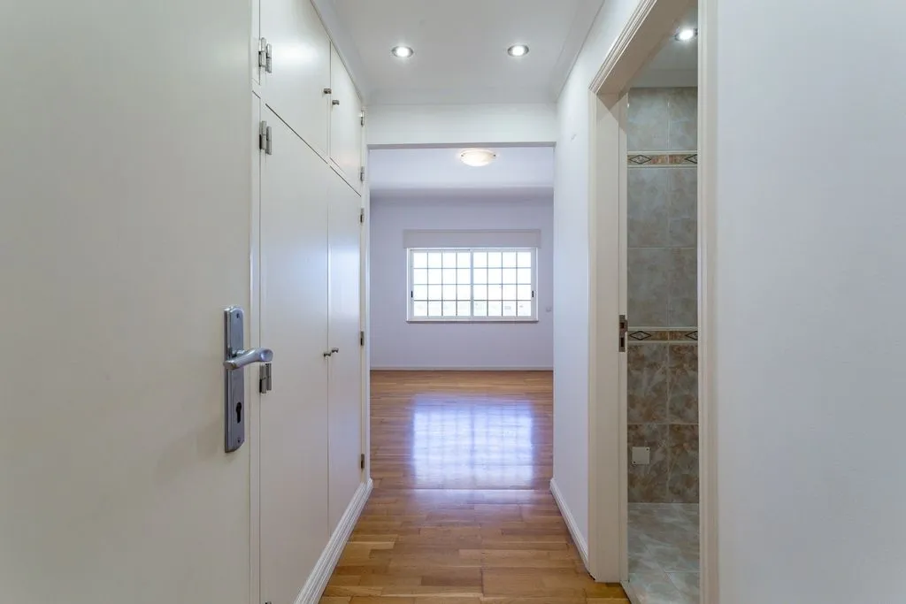 Hallway - Luxury Villa with Pool in Rio de Mouro