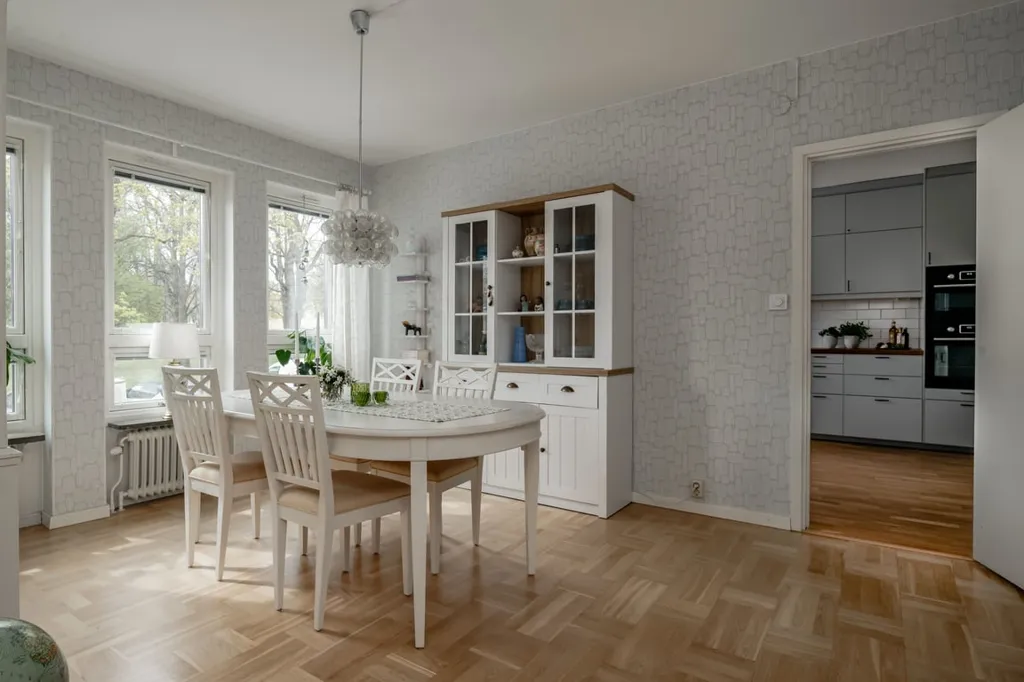 Esszimmer - Central Penthouse with Balcony in City Centre