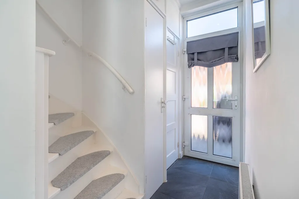 Ingresso - Characterful Semi-detached House with Deep Garden in Yerseke