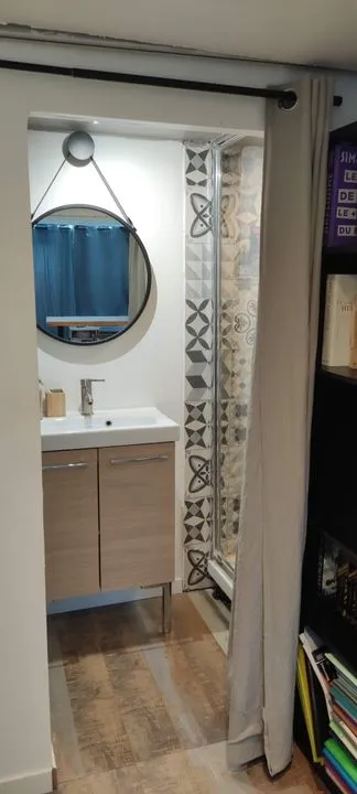 Bathrooms - Studio with Balcony in Cassis