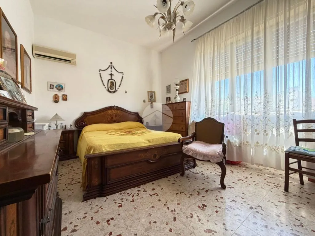 Bedrooms - 2-Bedroom Apartment with Balcony in Palermo