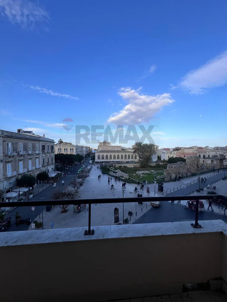 Rõdu - Historic Building with Sea View in Ortigia