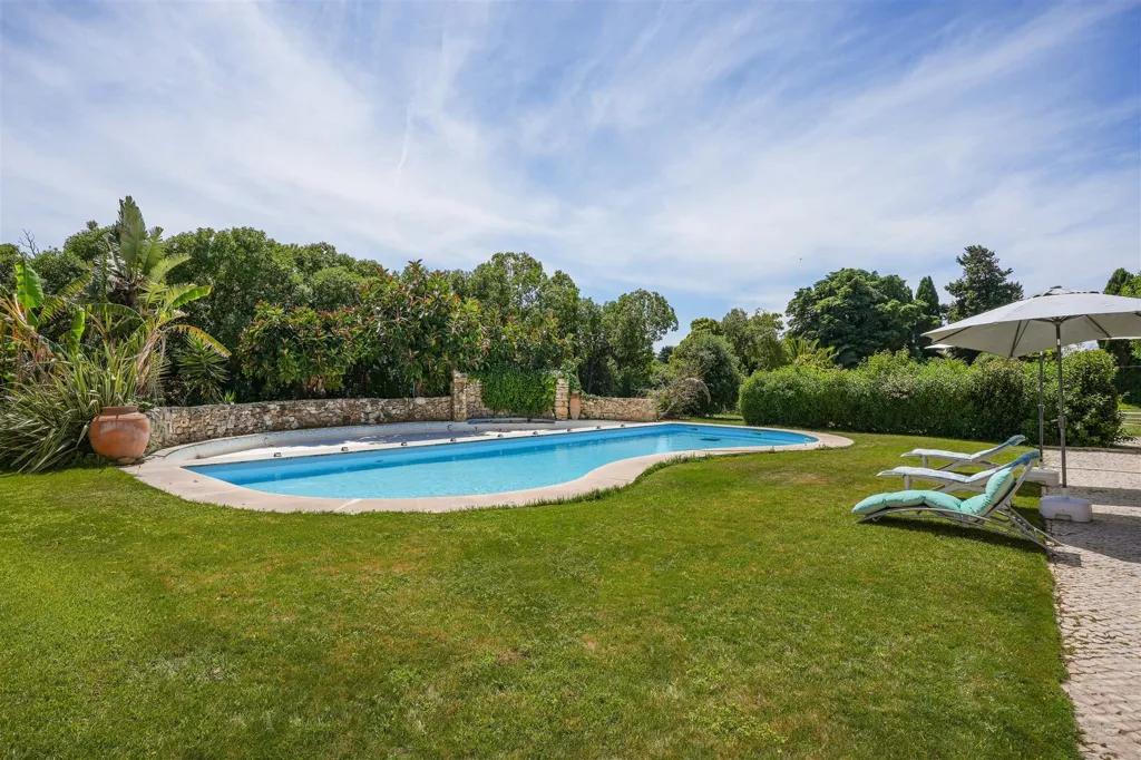 Piscine - Renovated Villa with Pool in S. Pedro do Estoril