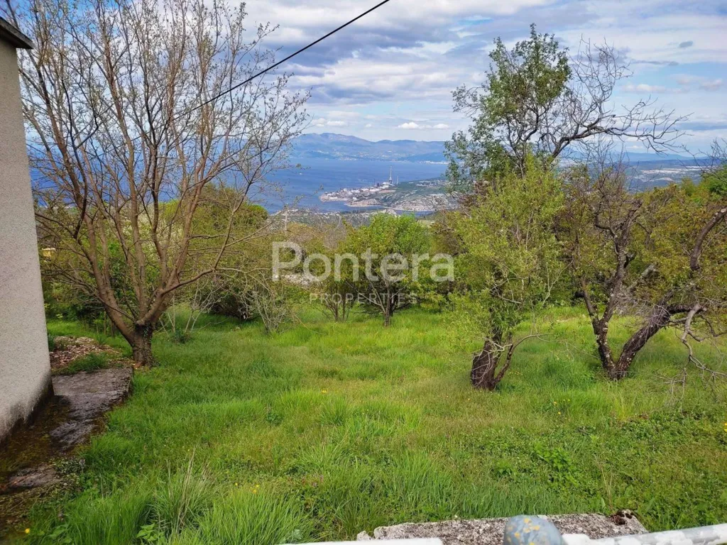 Aed - Traditional House with Panoramic Views in Hreljin, Bakar