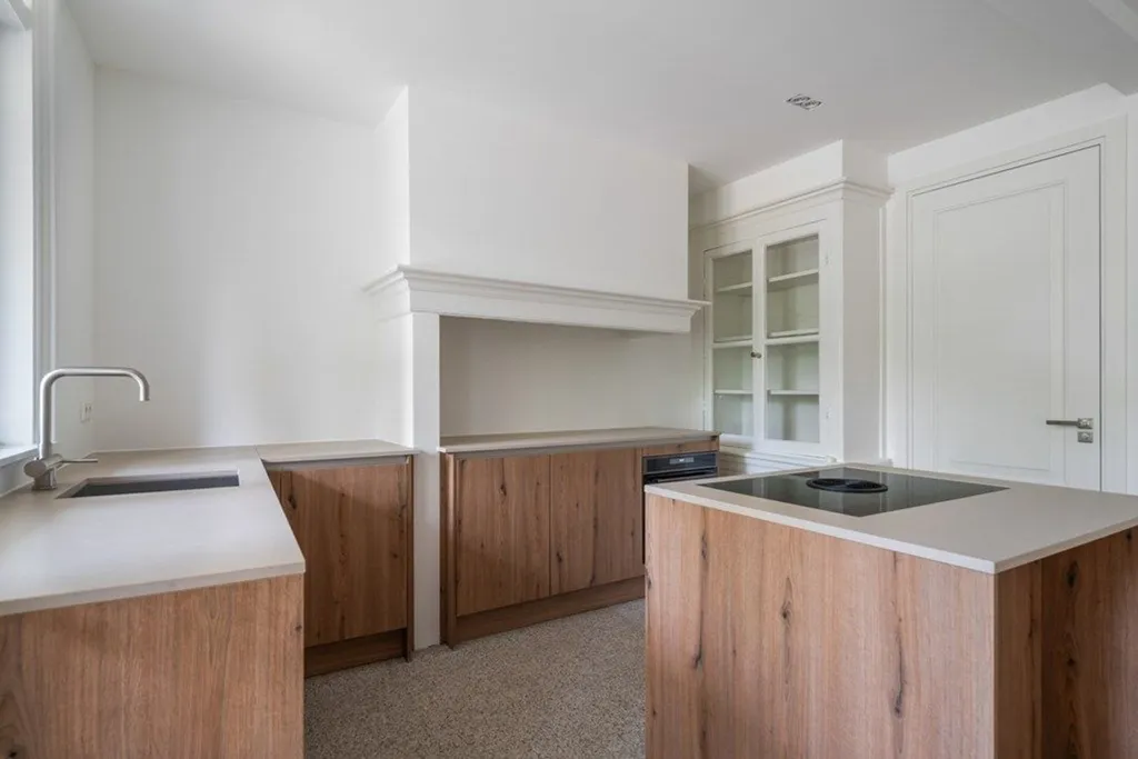 Cuisine - Renovated Apartment with Garden in The Hague