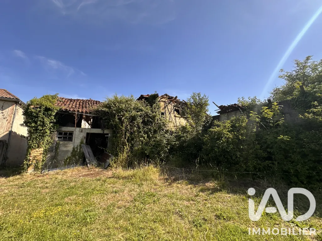 Esterno - Historic House with Pyrenees View in Betplan