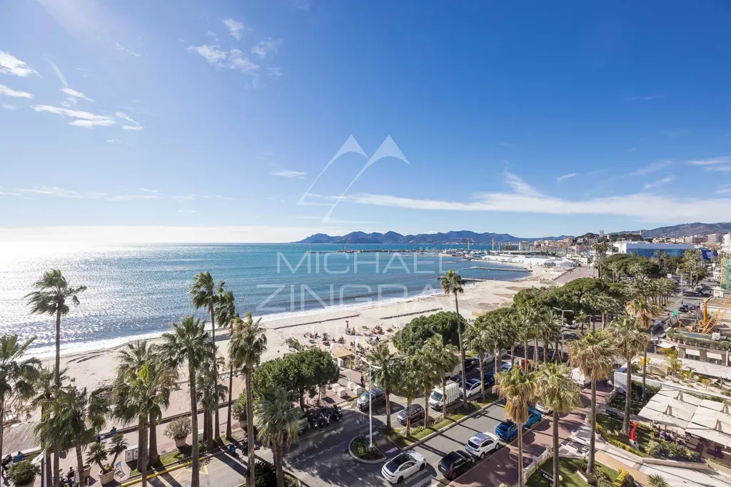 Apartment with Sea View on the Croisette, Cannes