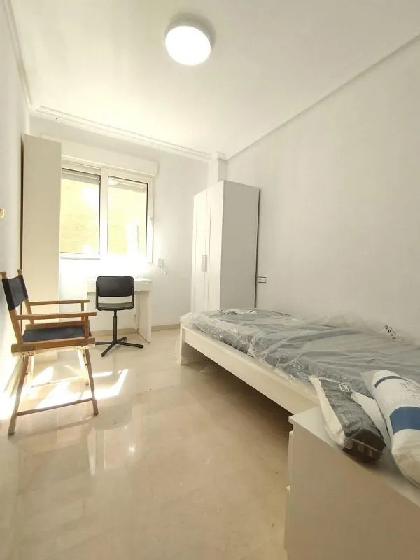 Chambres - Furnished Flat with Balcony in Murcia Centre