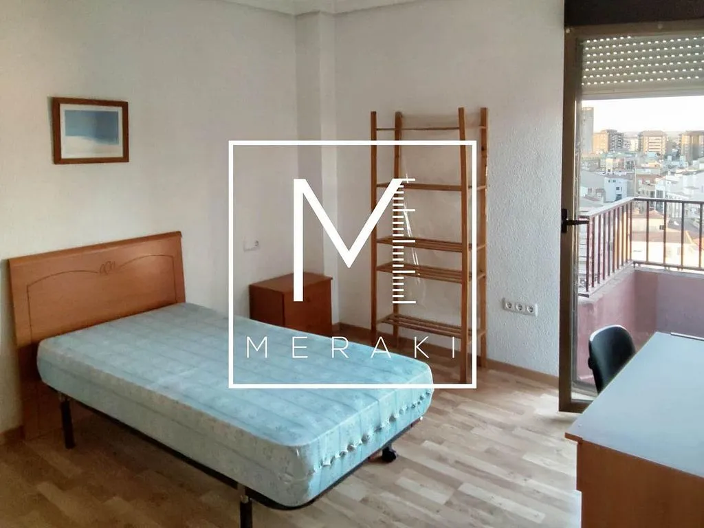 Magamistoad - Apartment with Balcony Views in Centro-Carretas