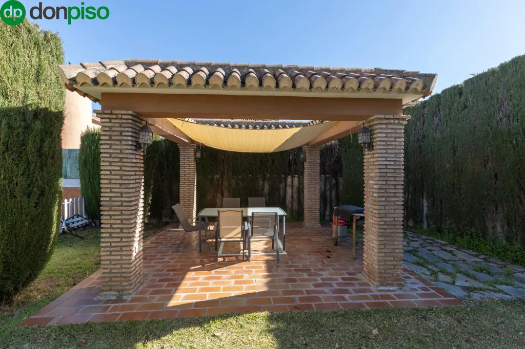 Terrasse - Luxury Detached House with Pool in Zubia