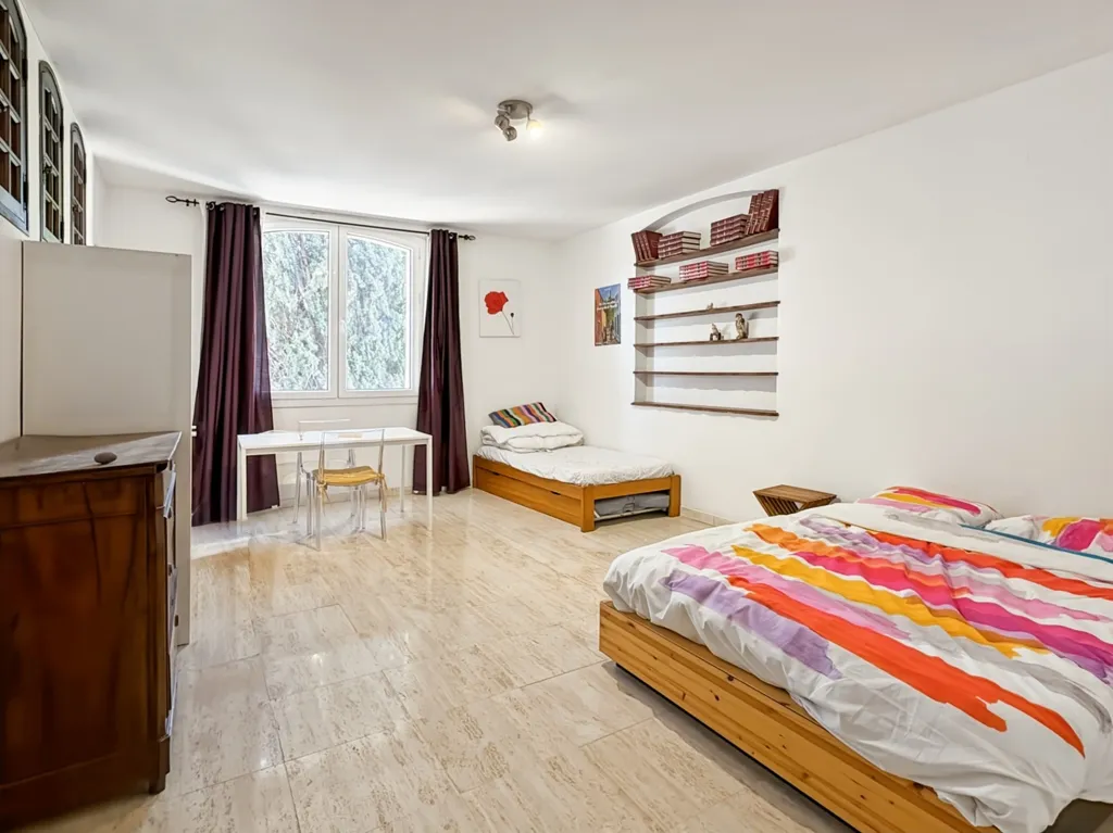 Bedrooms - Character Provençal House with Pool in Château-Gombert