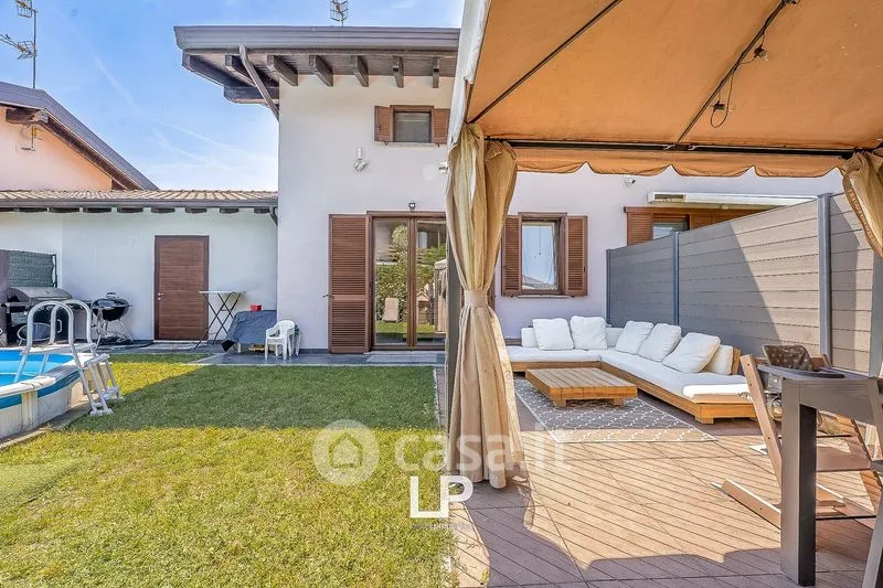 Terrasse - Bifamiliar Villa with Pool in Sesto Calende
