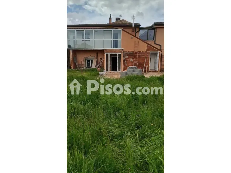 Exterior - Rustic House with Patio in Barrio Bajero