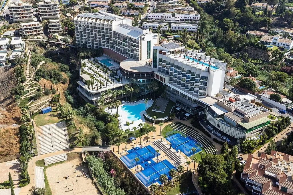pool_area
