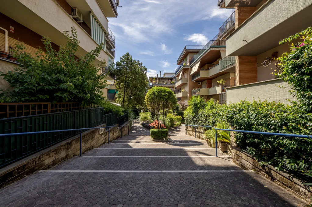 Esterno - Apartment with Terrace in Talenti, Rome