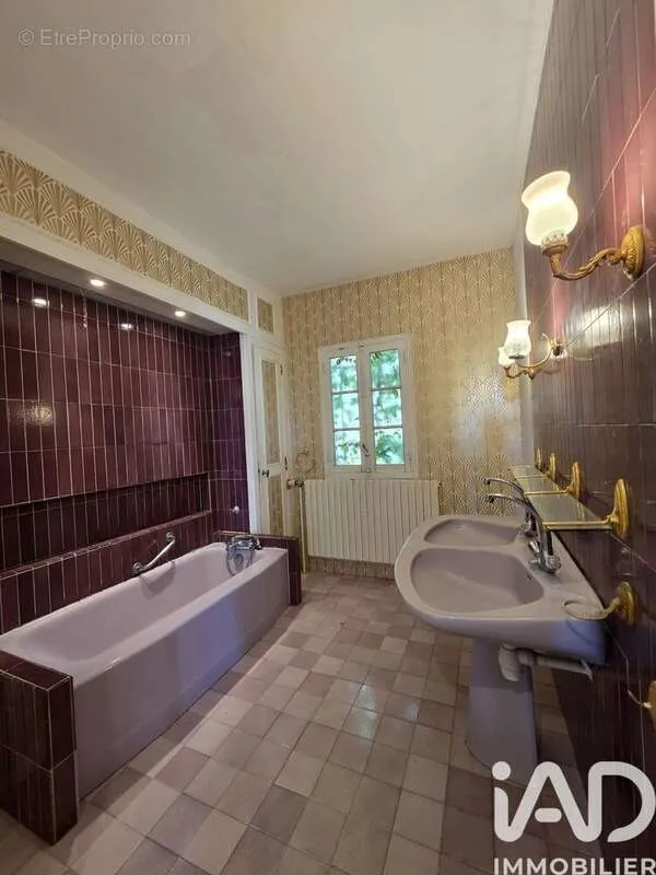 Maison 6 pièces à Bellerive-Sur-Allier