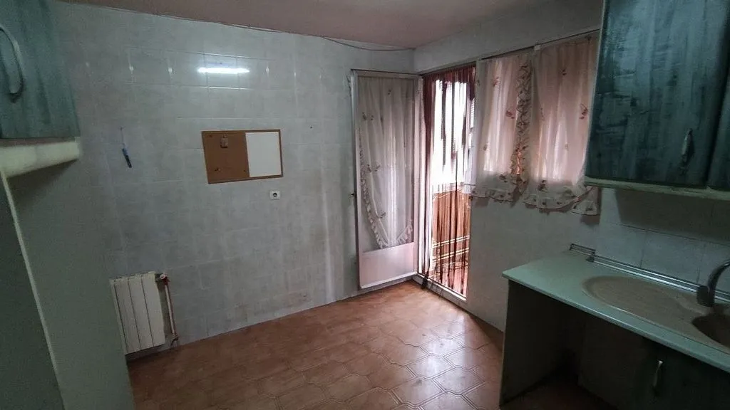 Köök - Apartment with Balcony in La Gineta