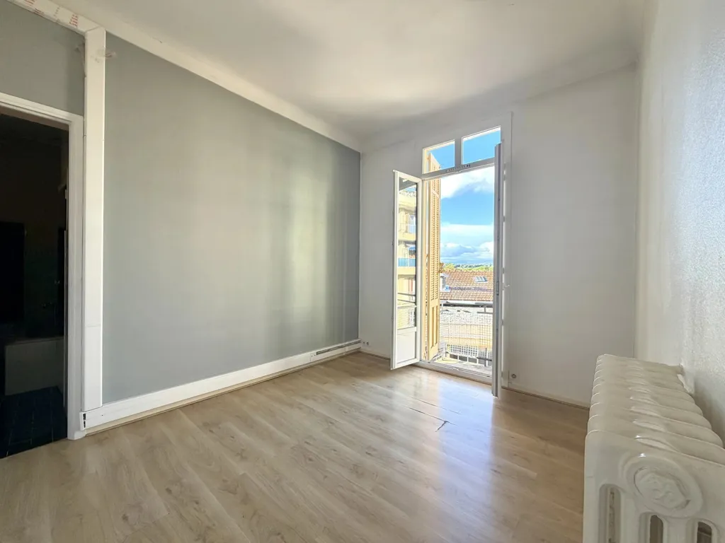 Pièces - Complexe d'Appartements Luxueux à Cannes