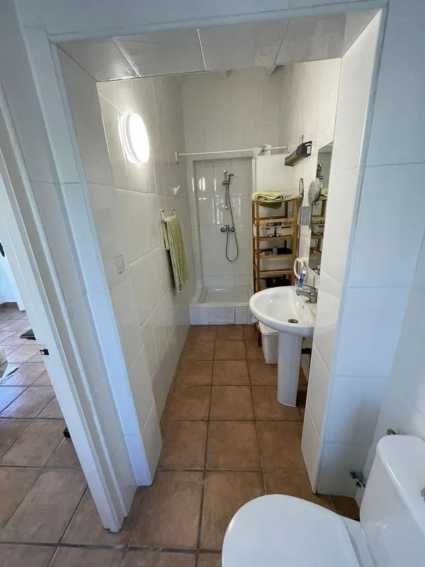 Bathrooms - Villa with Pool and Terrace in El Portet