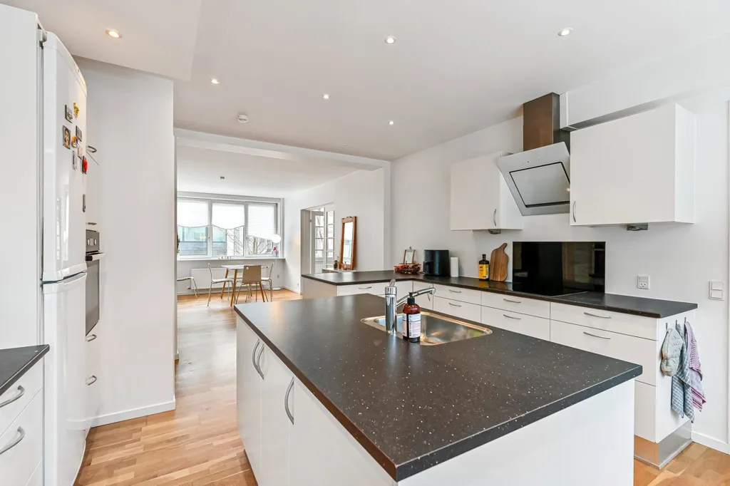 Köök - 3-Bedroom Flat with Terrace in Herning