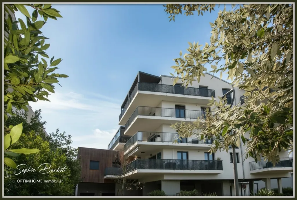 Välivaade - Spacious 4-Bed Flat with Terraces in La Teste-de-Buch
