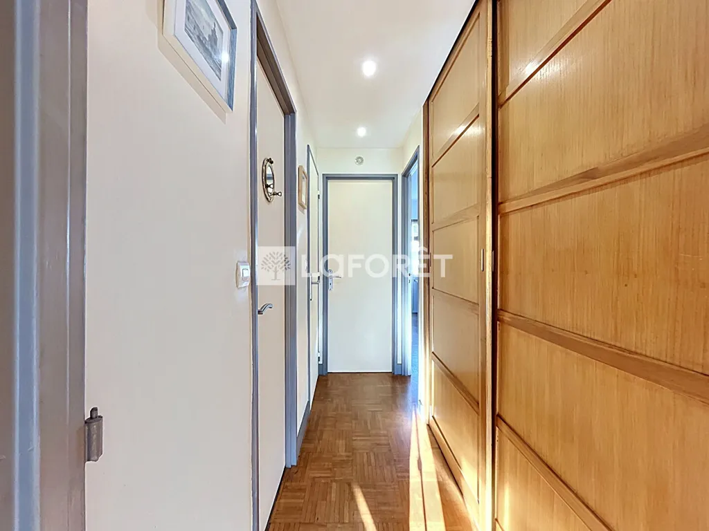 Entrée - Appartement Traversant avec Balcons au Pecq