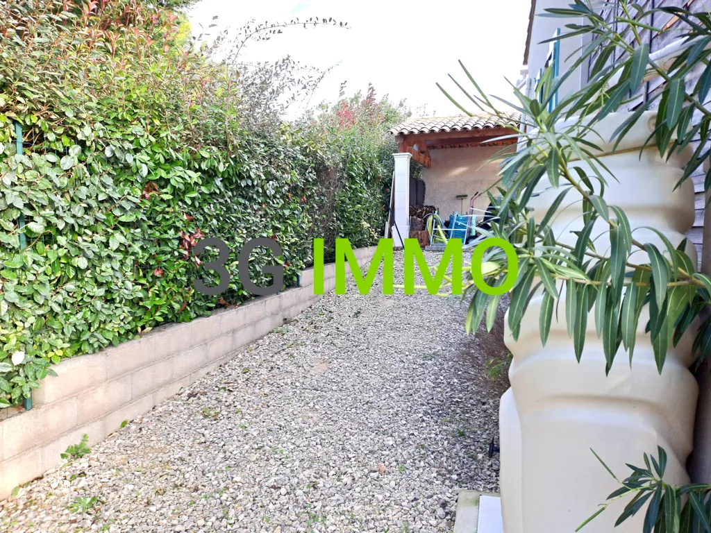 Jardin - Villa de Plain-Pied avec Vue Dégagée près d'Uzès