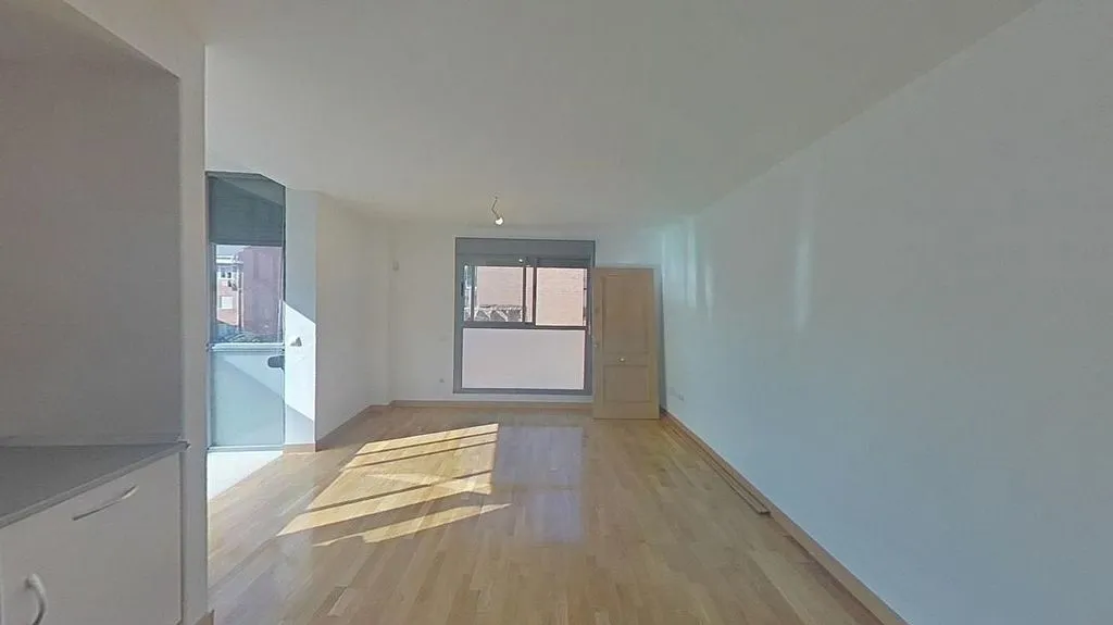 Elutuba - 1-Bedroom Flat with Garage in Numancia