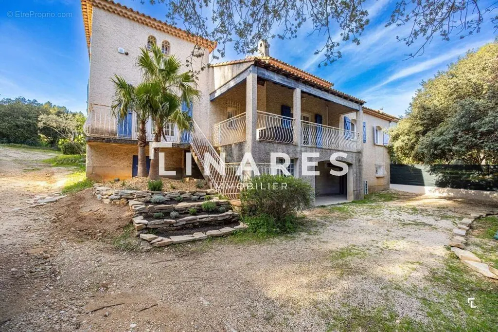 Välivaade - Chic Villa with Pool in Aubagne