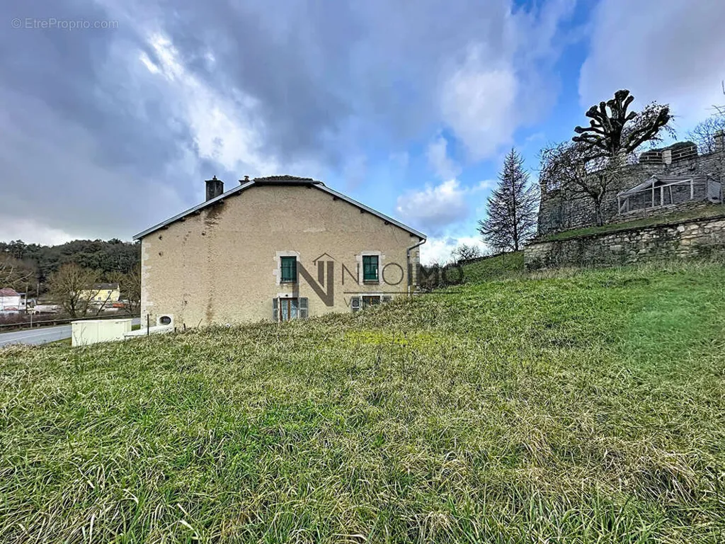Aed - House with Large Annex near Neufchâteau