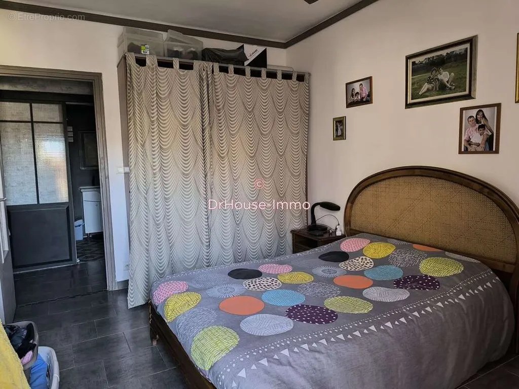Chambres - Appartement Traversant avec Vue sur Verdure à Perpignan