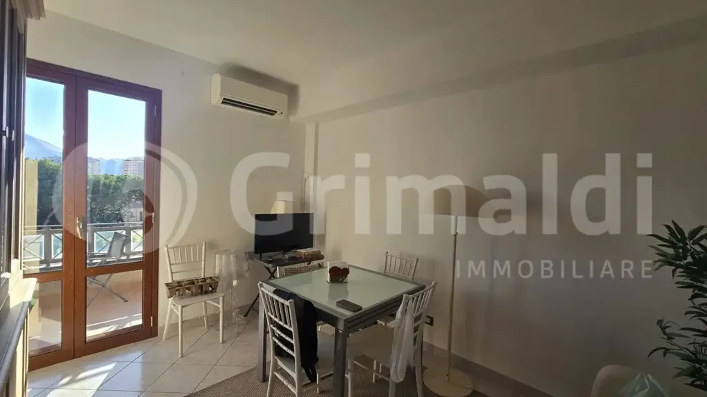 Salle à manger - Brightly Lit Two-Bedroom Flat in Palermo